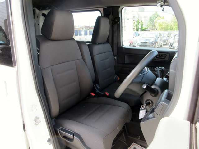 Honda N-VAN 8
