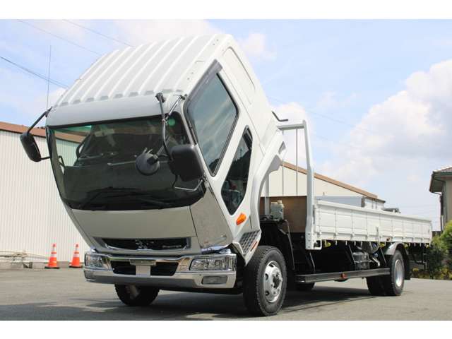 Mitsubishi Fuso Fighter 11