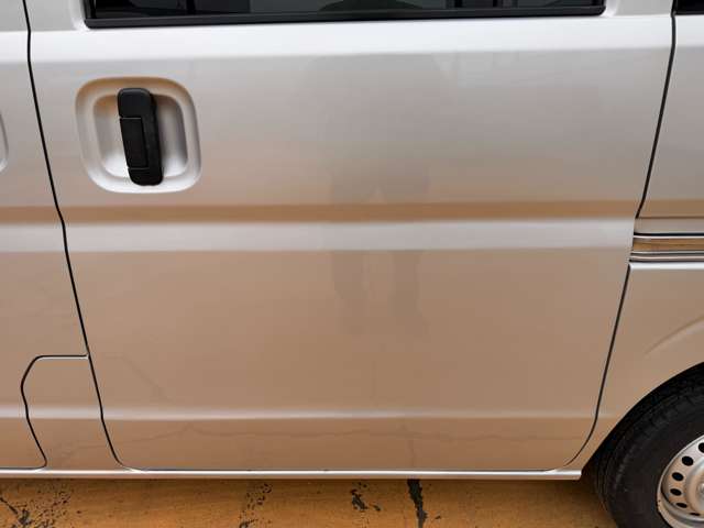 Nissan NV100 Clipper 12