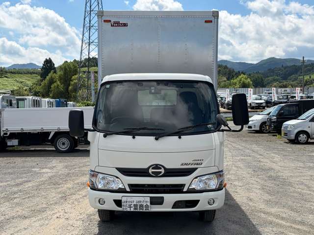 Hino Dutro 2