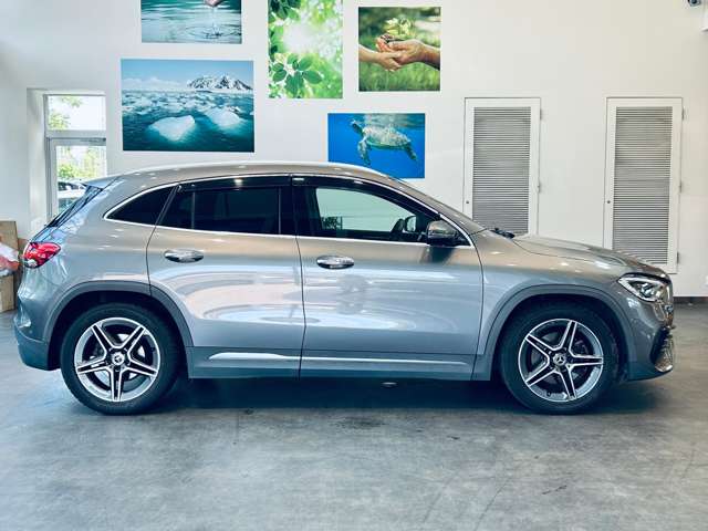 Mercedes-Benz GLA-Class 8