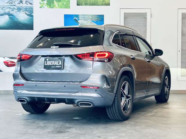 Mercedes-Benz GLA-Class 9