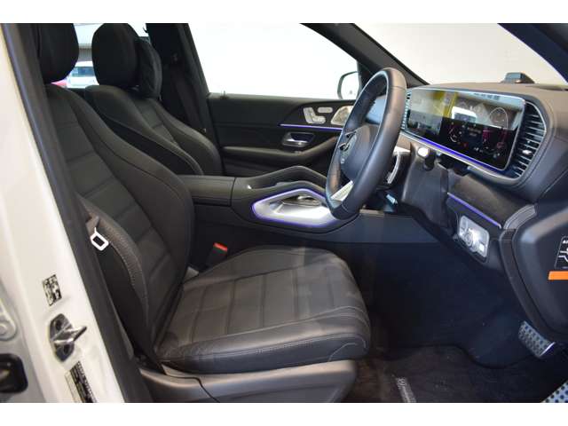 Mercedes-Benz GLS 7
