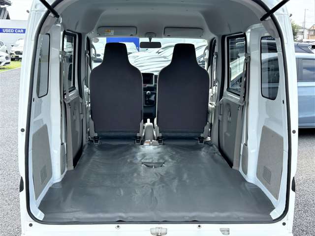 Suzuki Every 12