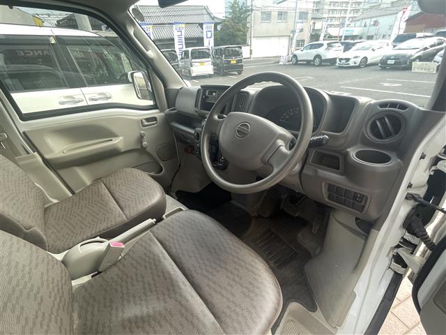 Nissan NV100 Clipper 7
