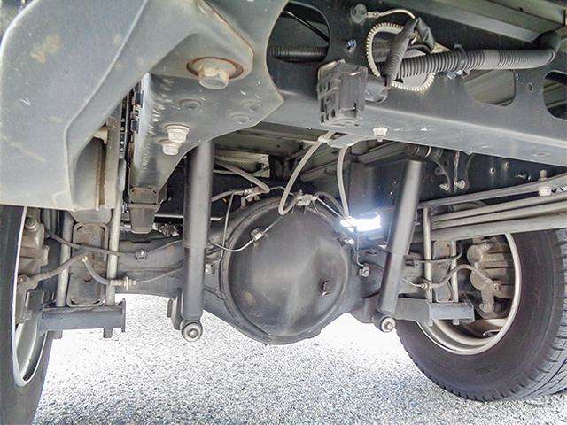 Hino Dutro 12