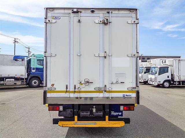 Hino Dutro 6