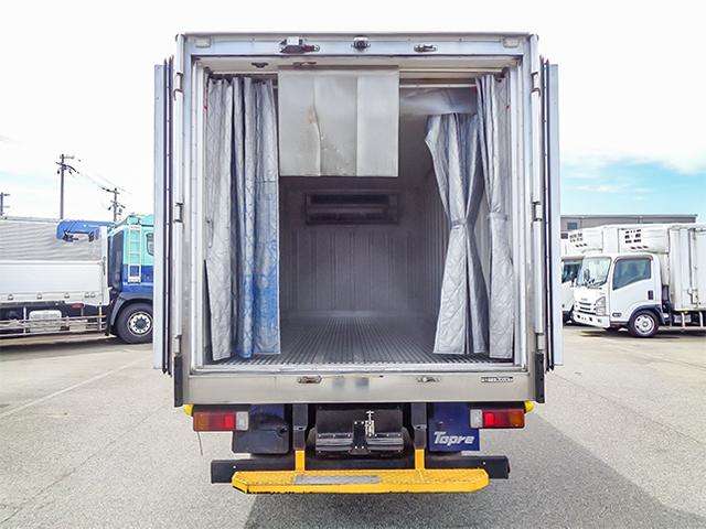 Hino Dutro 7