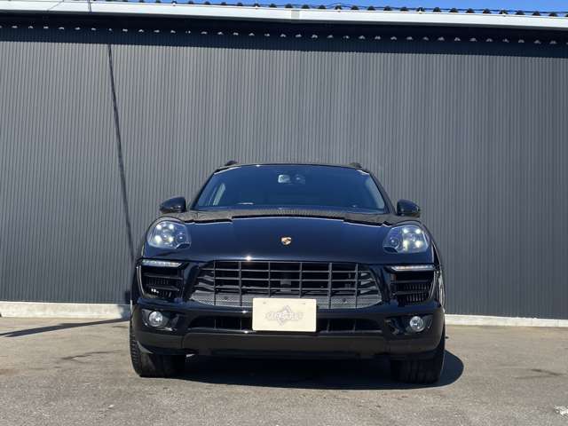 Porsche Macan 11