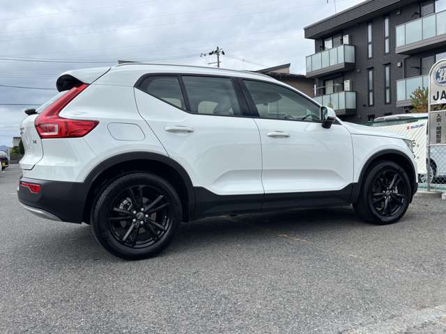 Volvo XC40 4