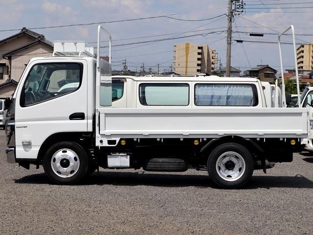 Mitsubishi Fuso Canter 9