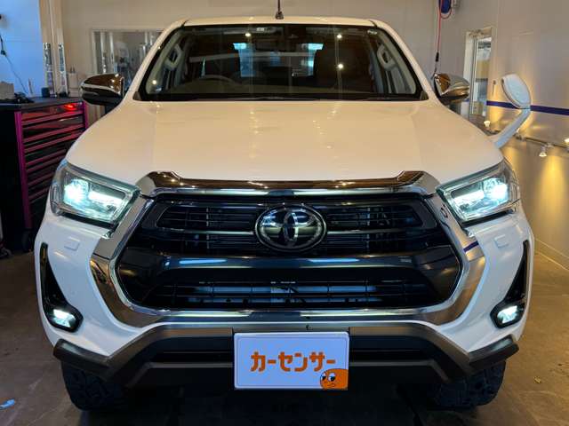Toyota Hilux 11