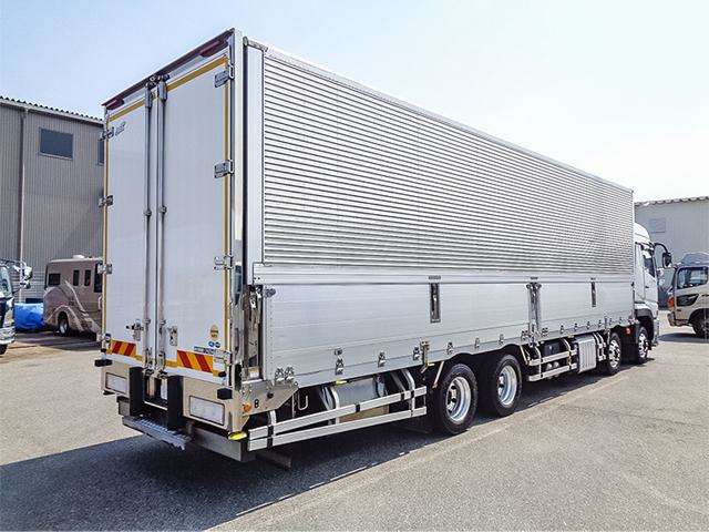 Mitsubishi Fuso Super Great 3