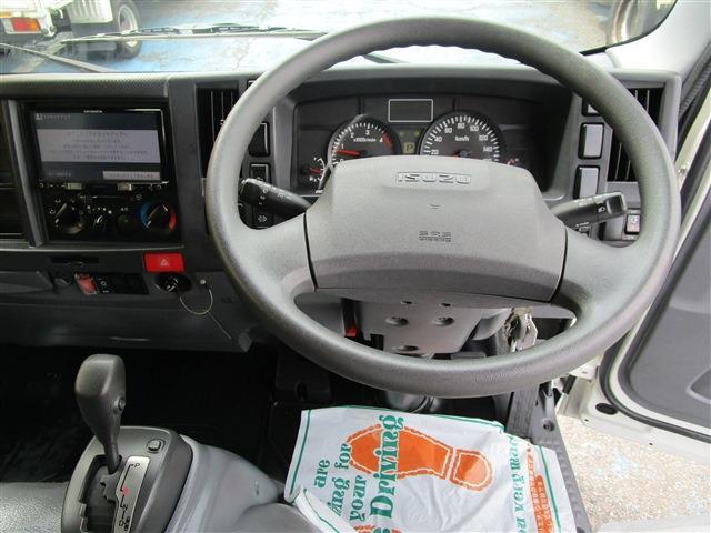 Isuzu Elf 9