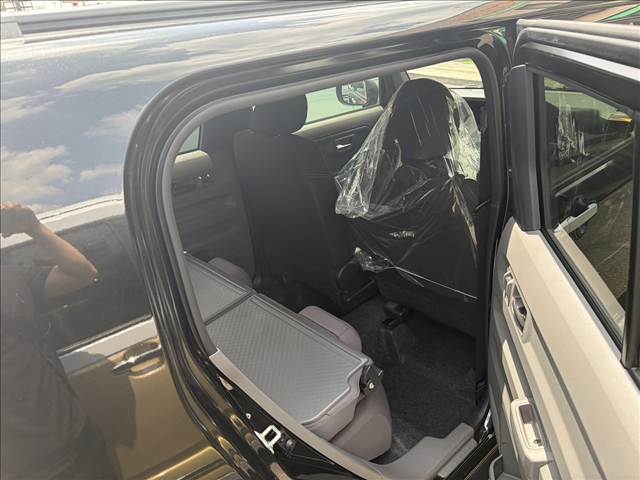 Daihatsu Taft 7