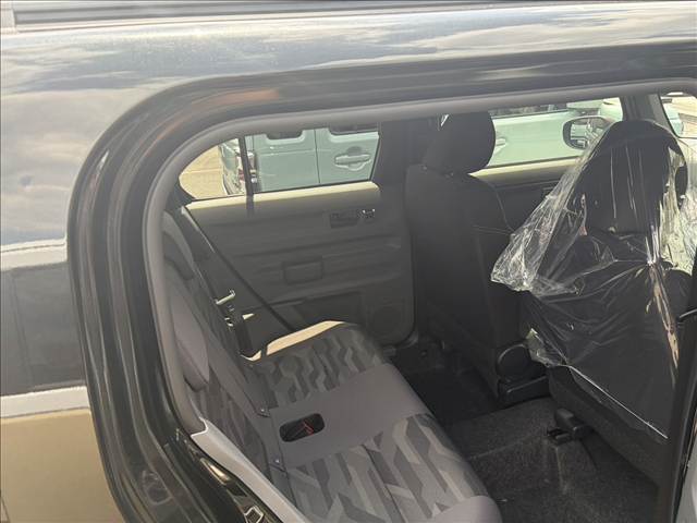 Daihatsu Taft 8
