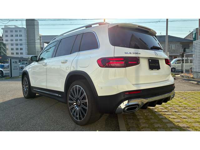 Mercedes-Benz GLB 4