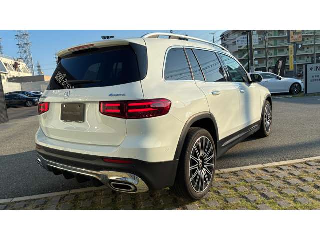 Mercedes-Benz GLB 6