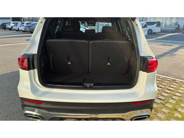 Mercedes-Benz GLB 8