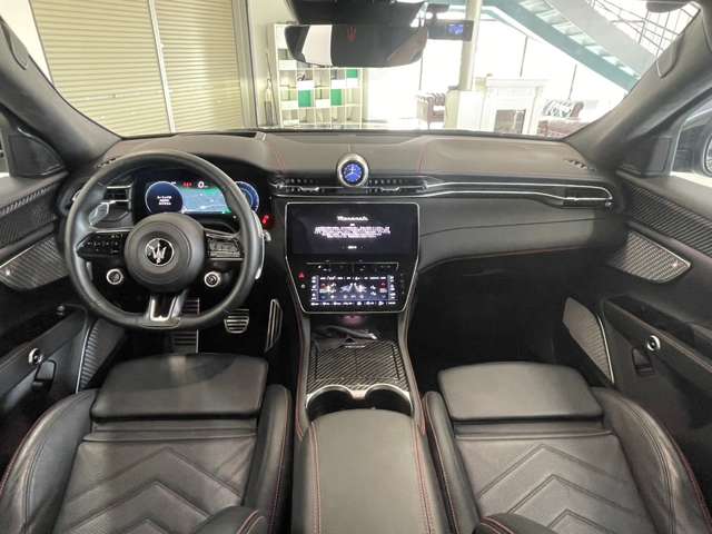 Maserati Grecale 12