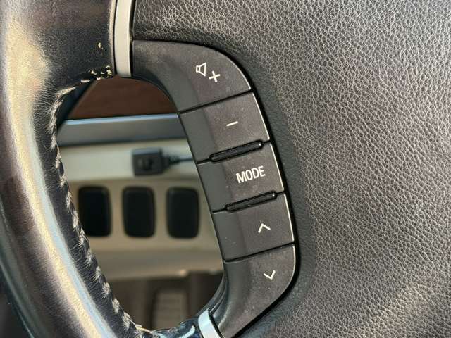 Mitsubishi Pajero 9