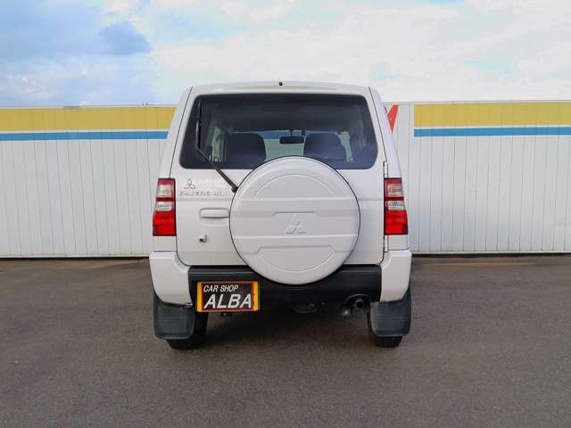Mitsubishi Pajero Mini 11