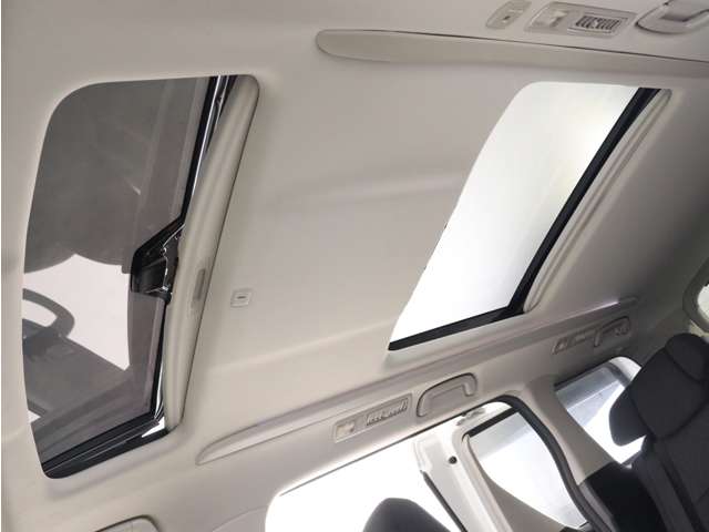 Toyota Alphard 2