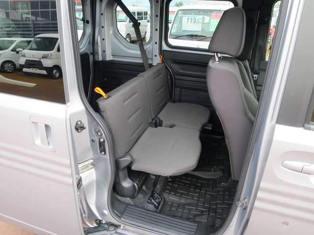 Honda N-VAN 10