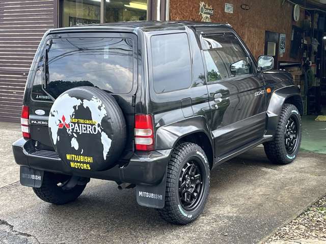 Mitsubishi Pajero Junior 5