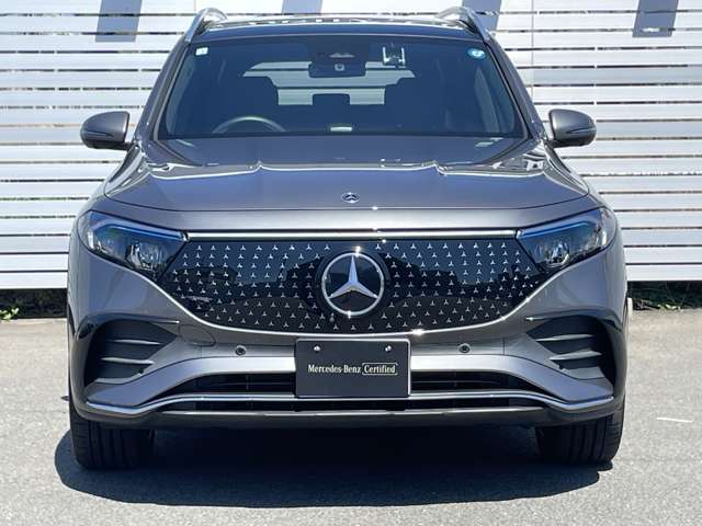Mercedes-Benz EQB 2