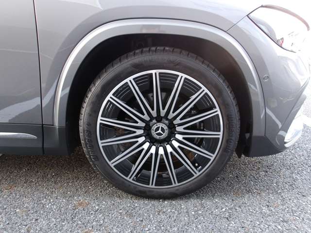 Mercedes-Benz GLA-Class 2