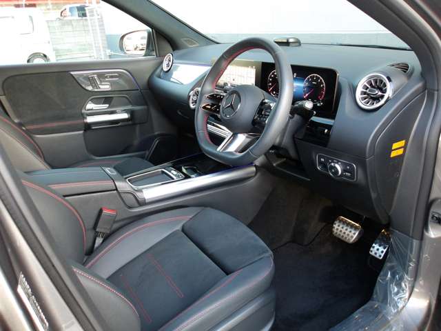 Mercedes-Benz GLA-Class 7