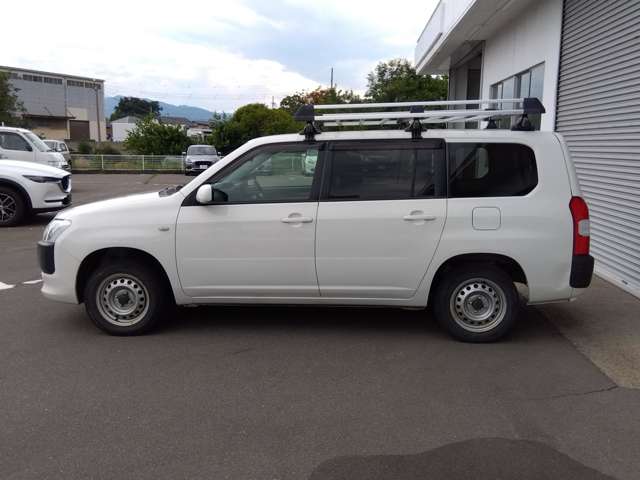 Toyota Succeed Van 5