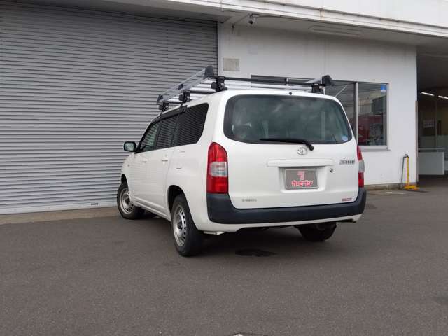 Toyota Succeed Van 7