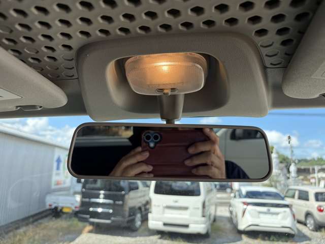 Daihatsu Hijet Cargo 9