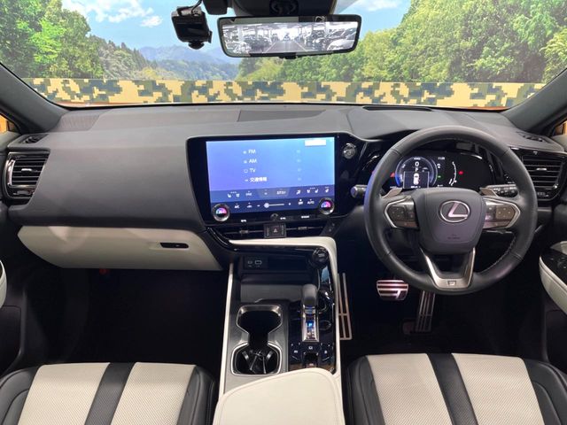Lexus NX 2