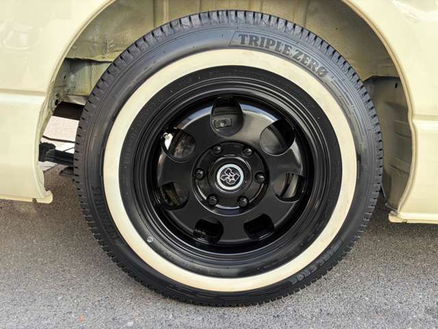 Toyota Hiace Van 10