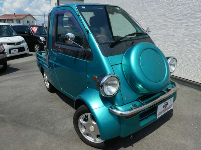 Daihatsu Midget II 12