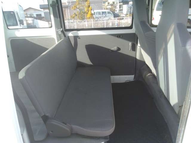 Nissan NV100 Clipper 12