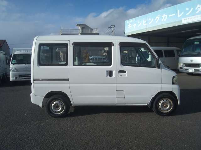 Nissan NV100 Clipper 4