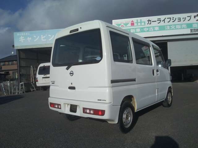 Nissan NV100 Clipper 7
