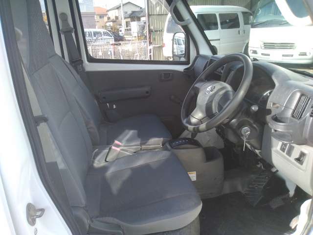 Nissan NV100 Clipper 10