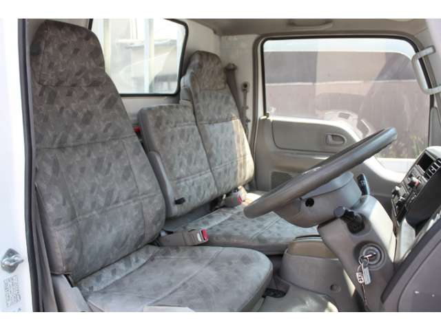 Mazda Titan Dash 10
