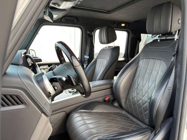 Mercedes-Benz G-Class 10