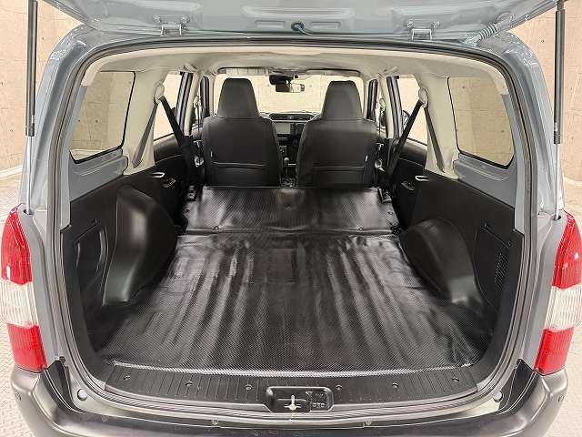 Toyota Probox Van 12