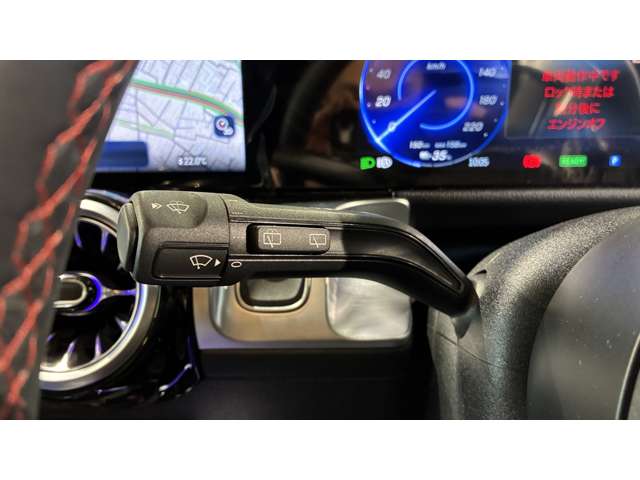 Mercedes-Benz EQB 12