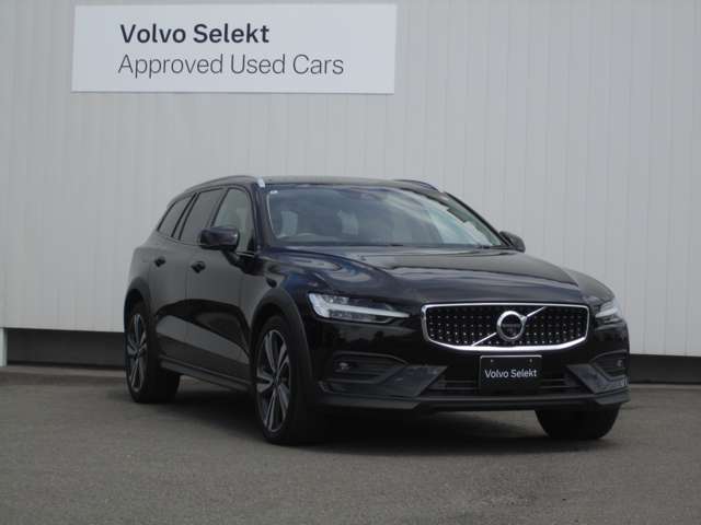 Volvo V60 Cross Country 11