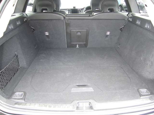 Volvo V60 Cross Country 12