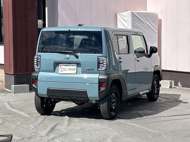 Daihatsu Taft 9