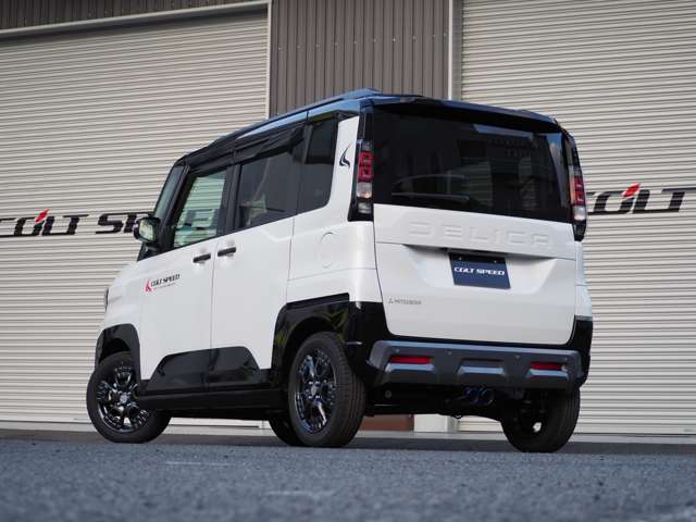 Mitsubishi Delica Mini 2